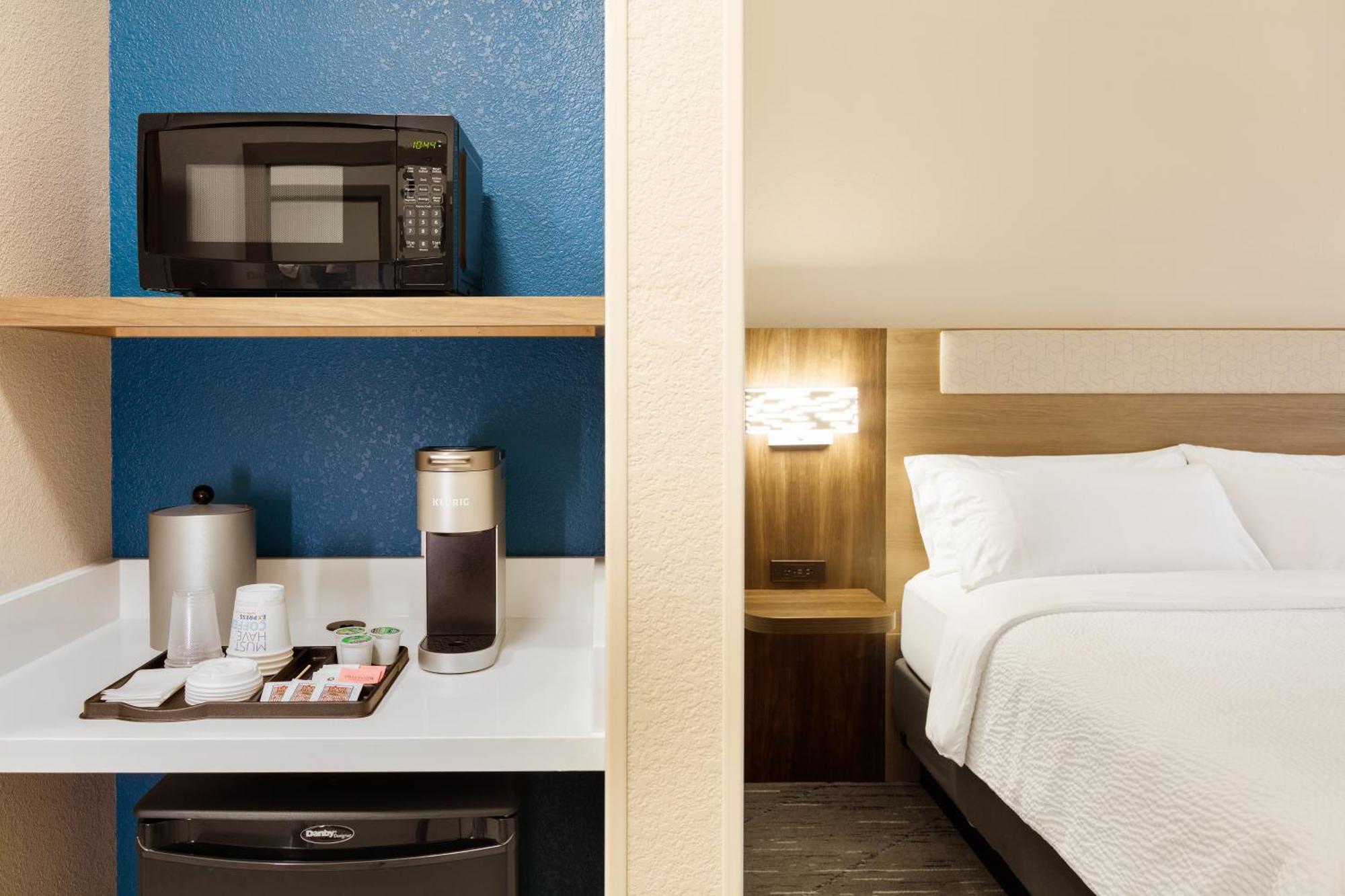 Holiday Inn Express & Suites Murfreesboro West By Ihg Exteriör bild